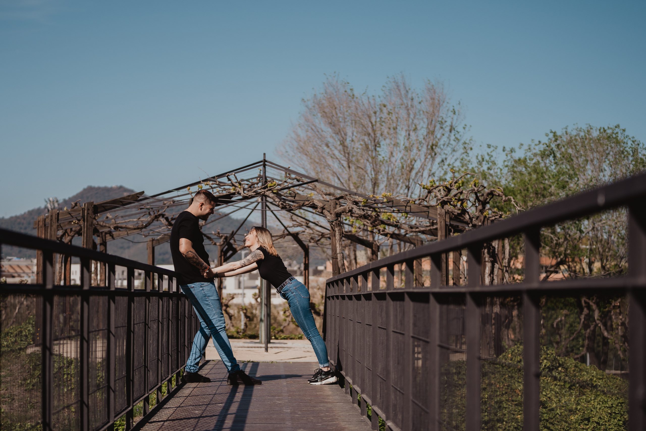 ¿POR QUÉ DEBERÍAS CONTRATAR UN REPORTAJE DE PREBODA?