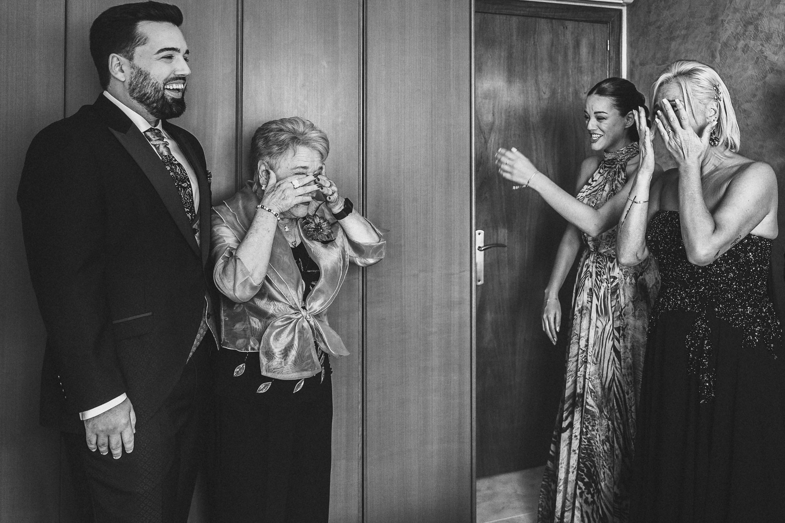 LA IMPORTANCIA DE LA FOTOGRAFÍA NATURAL EN BODAS